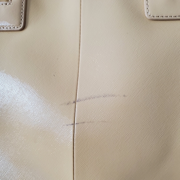 $500 Tory Burch Robinson Glossy Tan Brown Large Satchel Tote bag - Picture 10 of 15